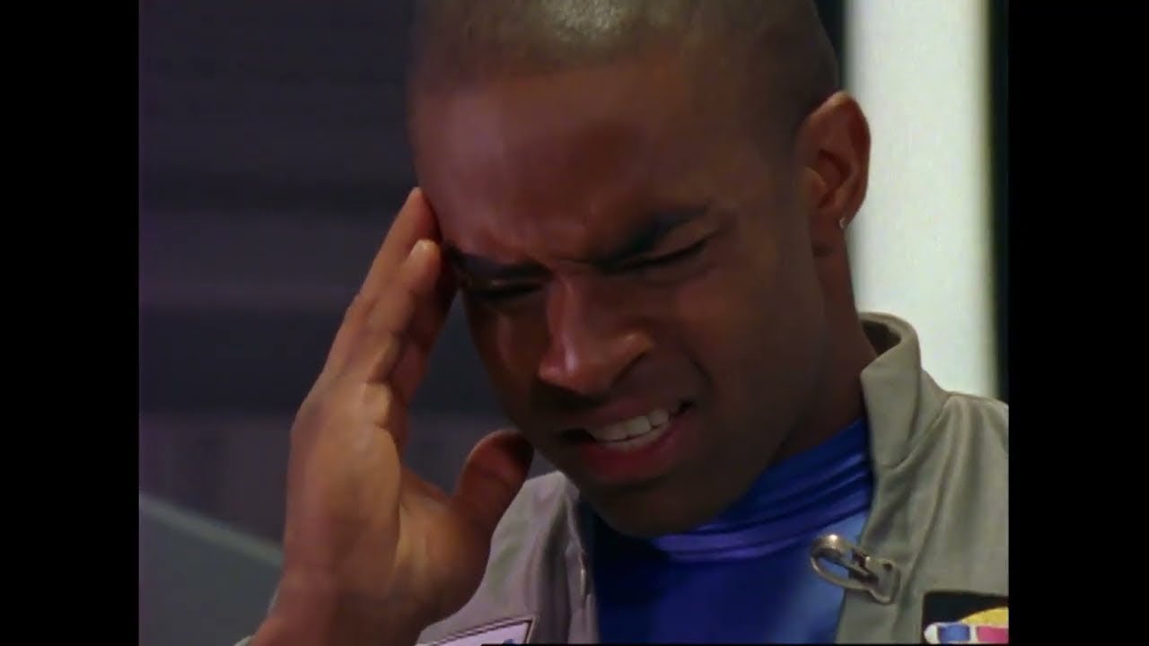 Crisis de identidad | In Space | Episodio Completo | S06 | E15 | Power Rangers en Español