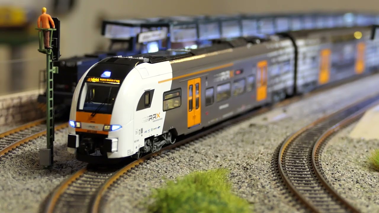 Rhein-Ruhr-Express Siemens Desiro von der Modellbahn Union