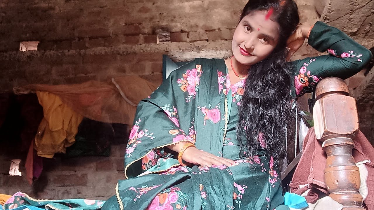 लीज आप सब हमारे लाइव में जुड़िए आप सब का इंतजार कर रहे हैं