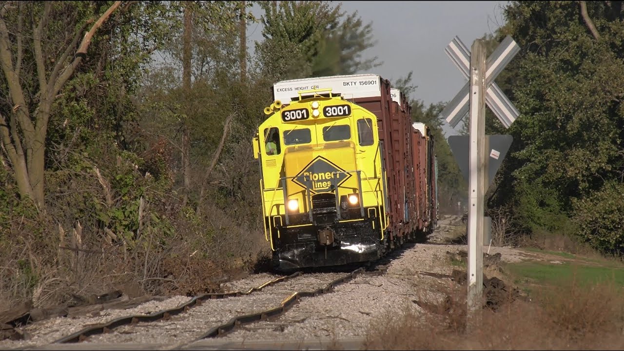 Pioneer Lines New Corporate Image ND&W Railroad PREX 3001 Napoleon Defiance & Western Bad Track