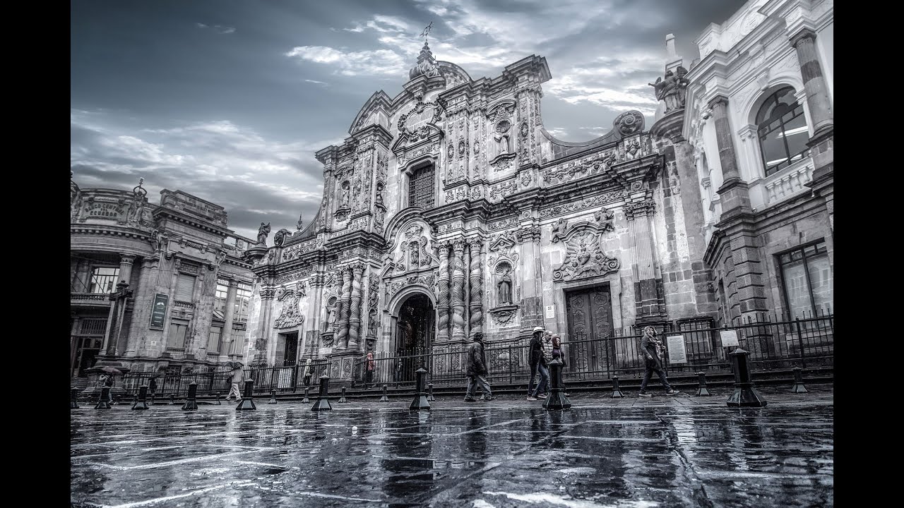 Escuela Quite&ntilde;a