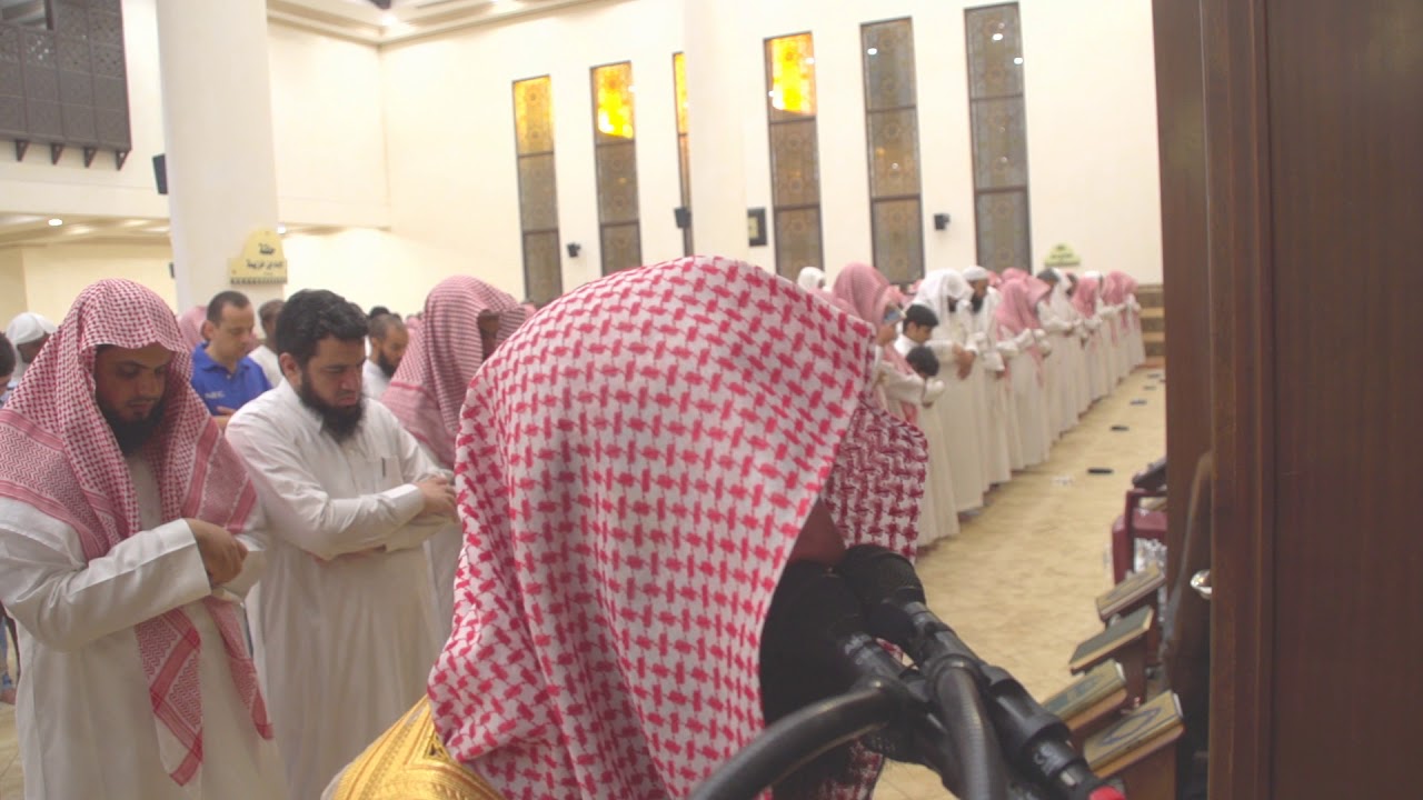 (لمن الملك اليوم) تلاوة من تراويح ليلة 26 للشيخ محمد اللحيدان