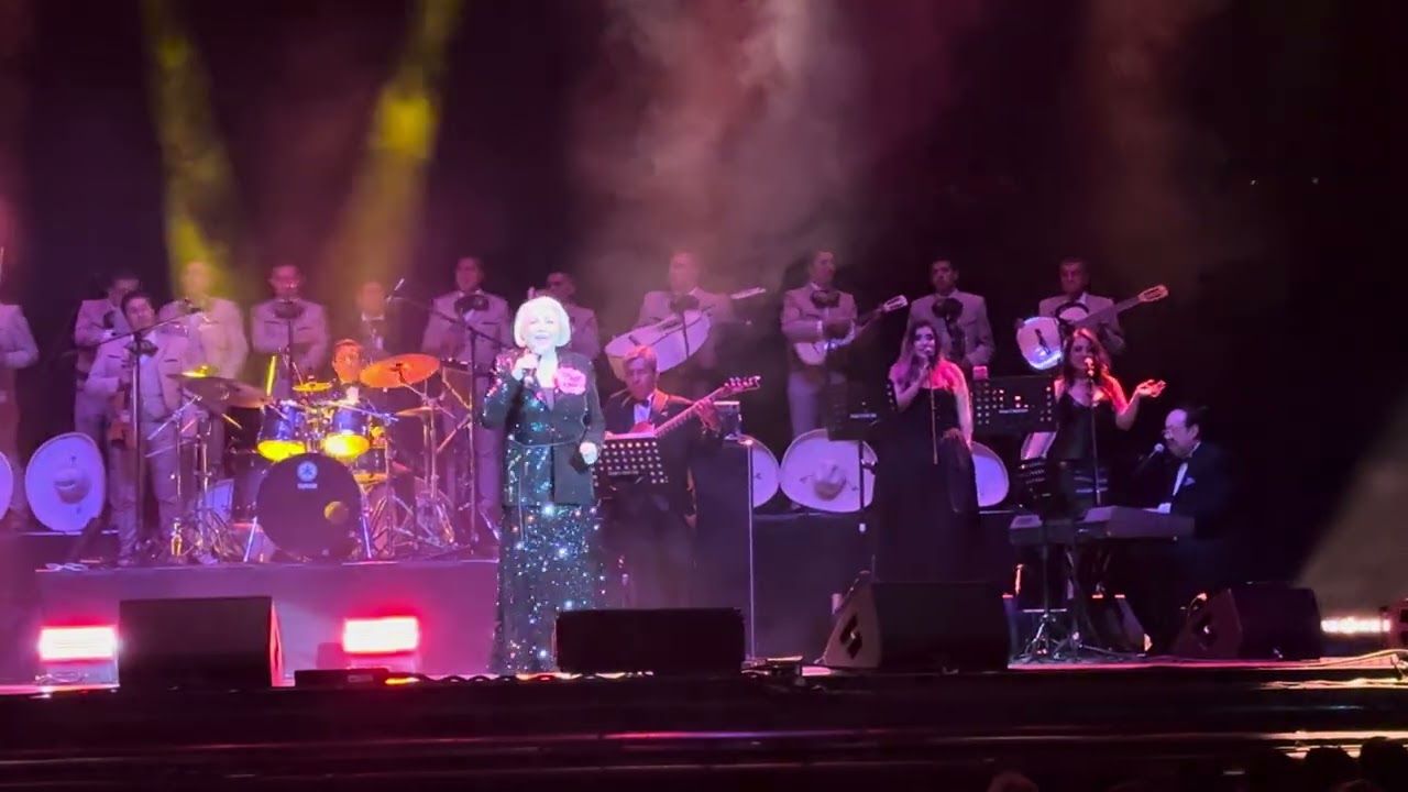 ESTELA NÚÑEZ UNA DE LAS VOCES MÁS POTENTES QUE MÉXICO HA DADO SIGUE LLENANDO EL TEATRO METROPOLITAN 