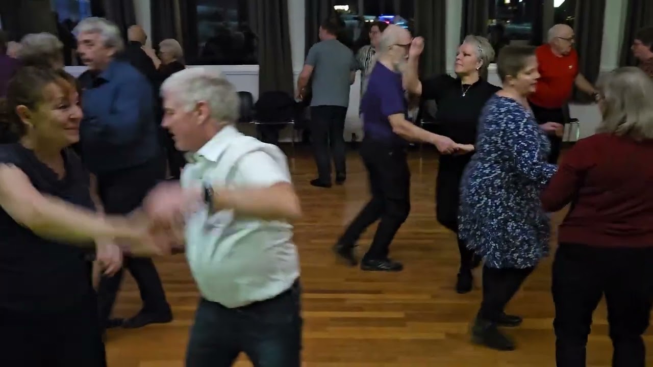 Vi lever i håpet med Mr.Ray på Kjellmyra's Danseglade Dansnytt Tor Nybakken