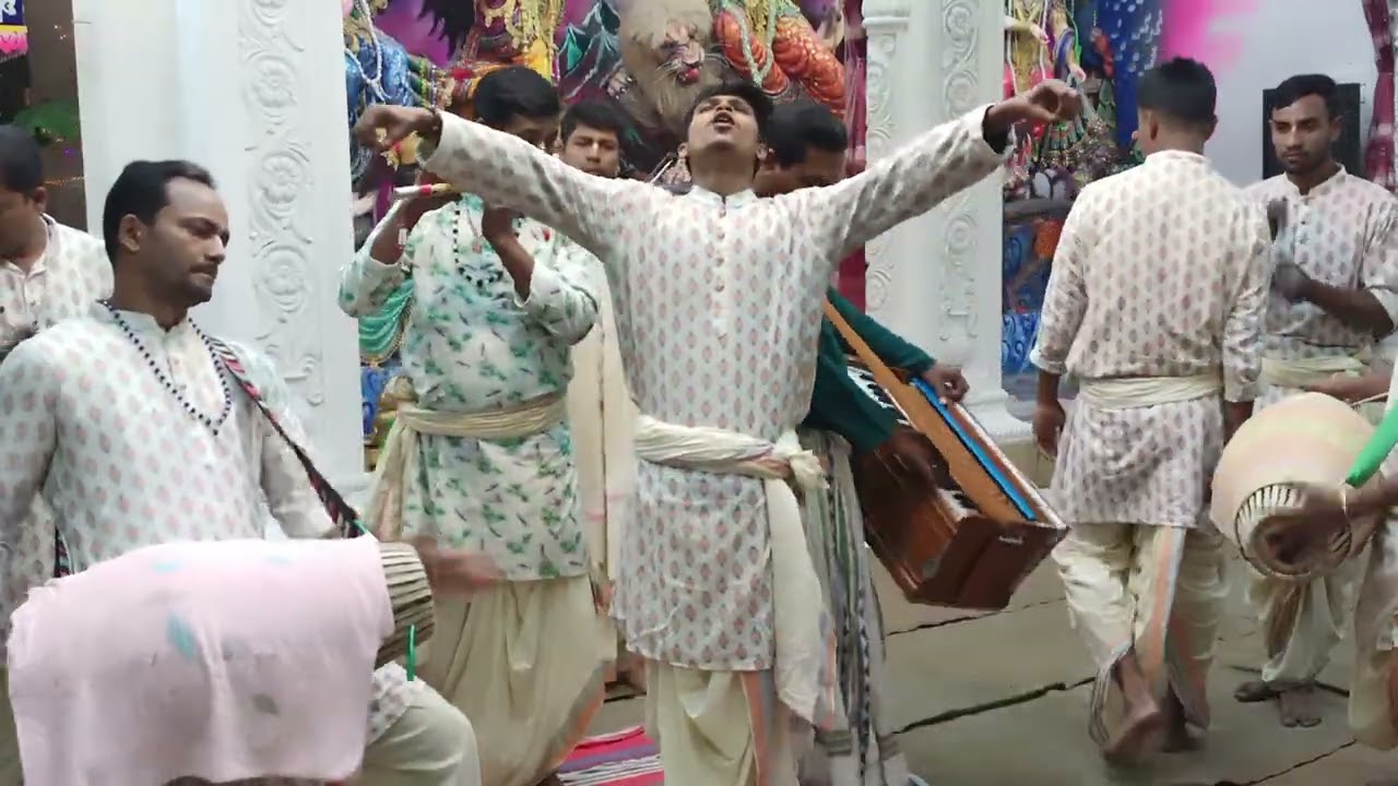 কৃষ্ণ কানাই সম্প্রদায়,গোপালগঞ্জ | অঙ্গন : সাহাভবন,কালীখোলা রোড, মানিকগঞ্জ |