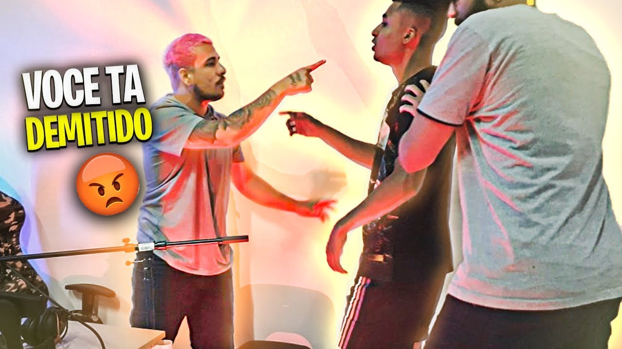 DEMITI MEU EDITOR E ELE APELOU COMIGO !! SAÍMOS NA PORRADA !!! TROLLAGEM