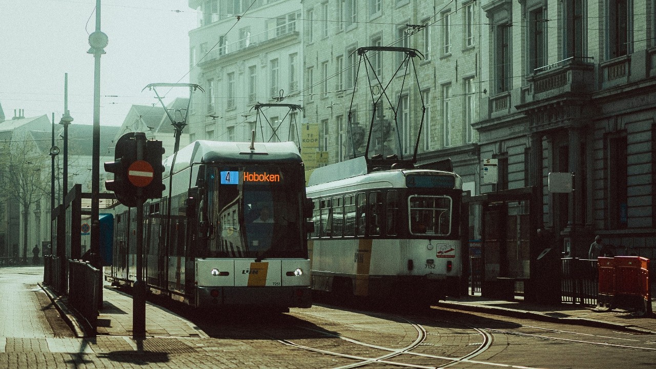 Life at 85mm - Blazar Remus 85mm anamorphic.