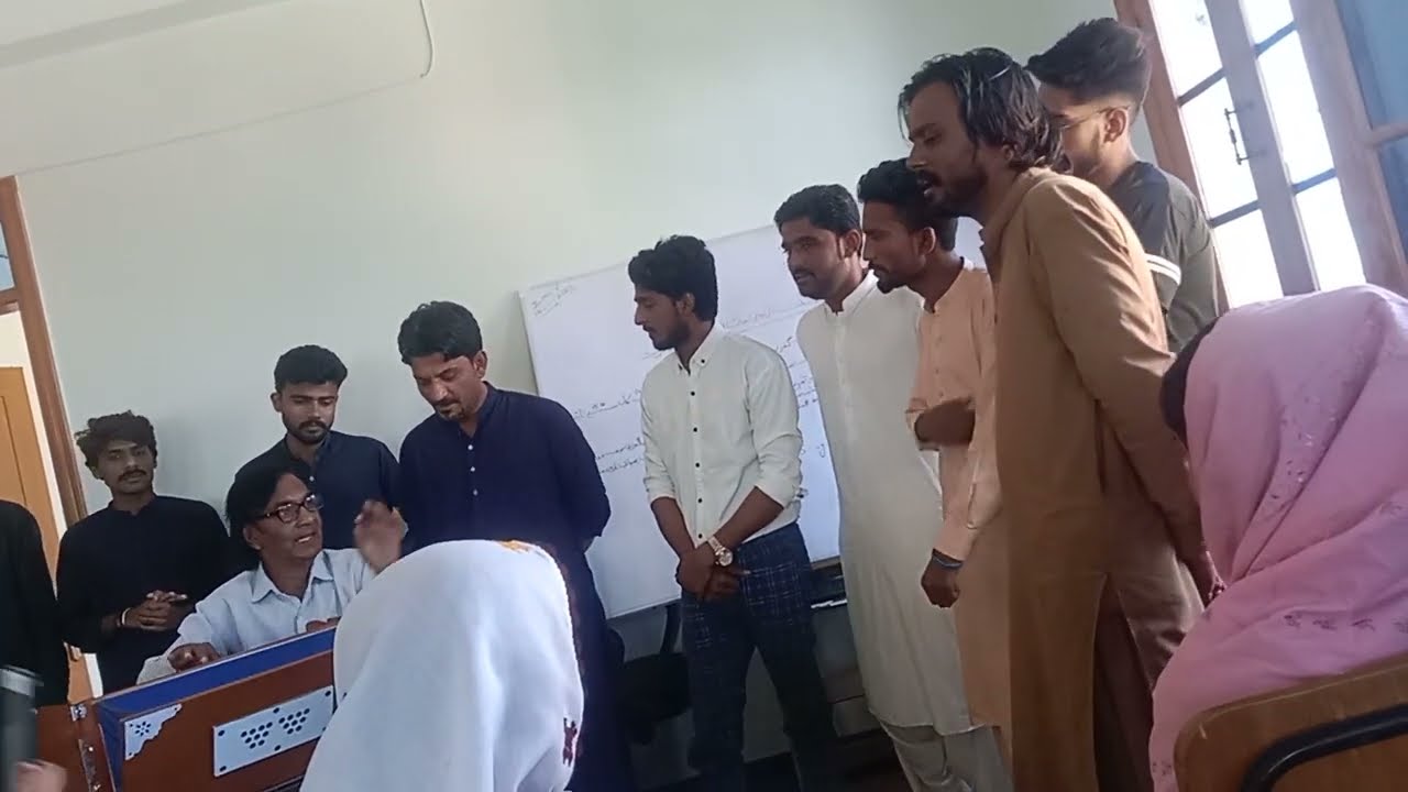 music performing Art Jamshuro me training sing song tirz dhun vip song