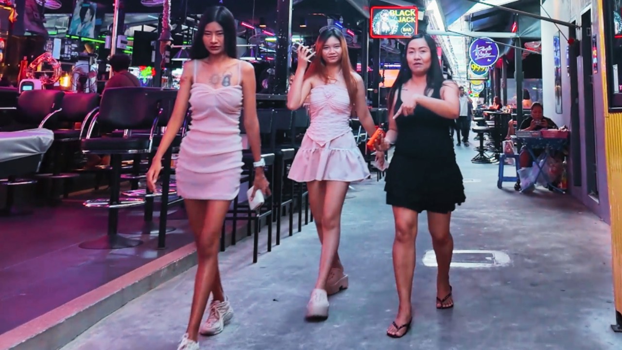 🇹🇭 [4K] Tree Town, Myth Night Town - Pattaya Thailand