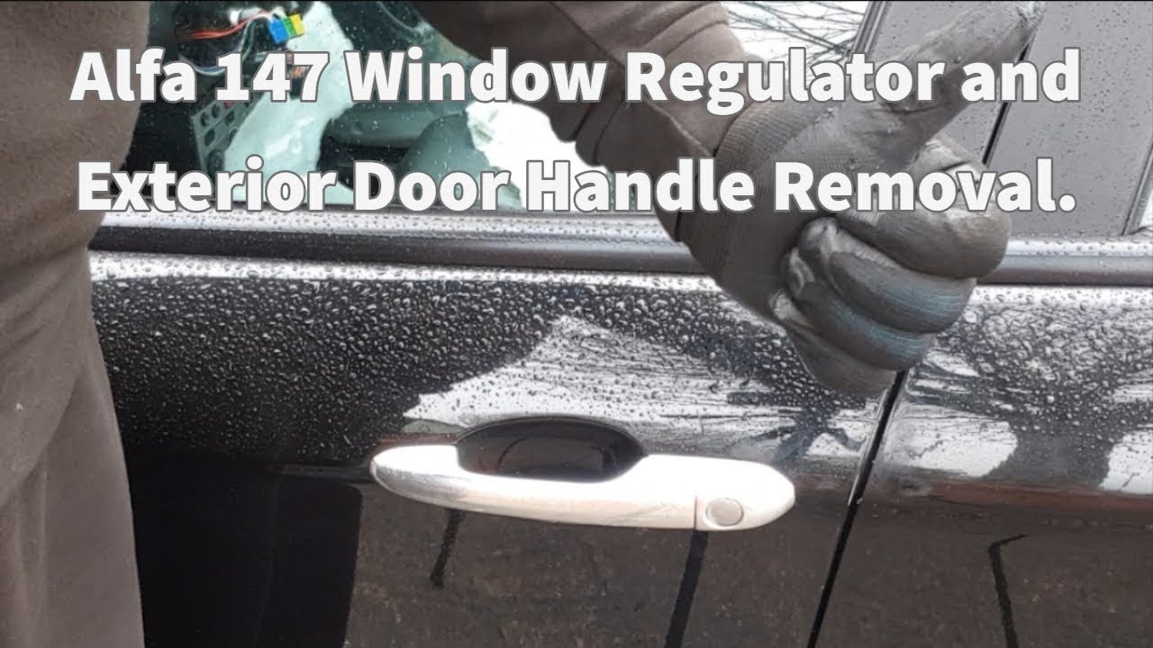 Tutorial for removing Alfa 147 door handle/window regulator.