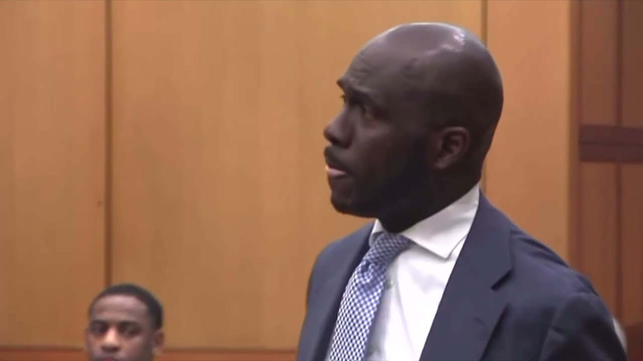 'I Haven't Been In Any Gang Training': Thug's Lawyer Crosses Cop About Gang Ties in Traffic Stop