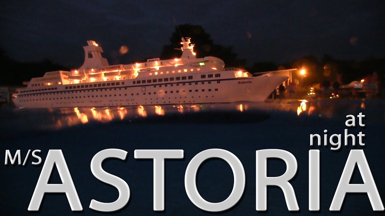 Kreuzfahrtschiff ASTORIA - Nachts - Modellbau LIVE 2013