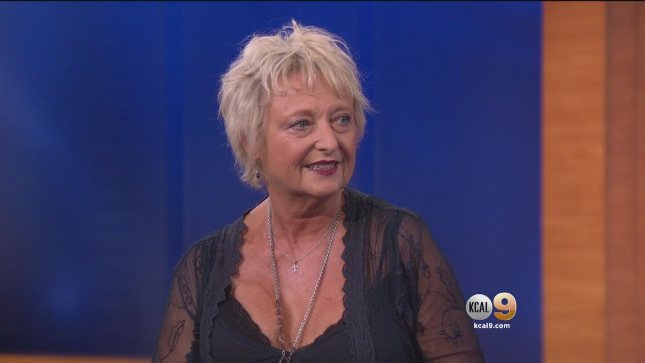 Singer-Songwriter Amy Holland Releases New CD
