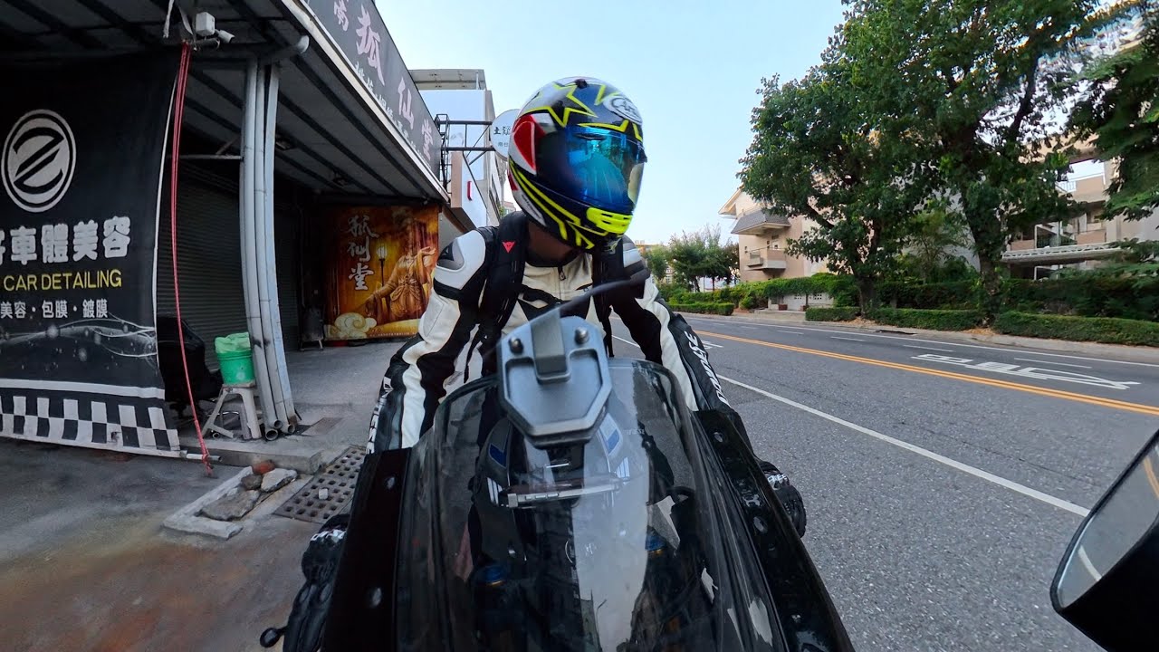 Insta360 X5 Motorcycle easy morning ride Taiwan uncut