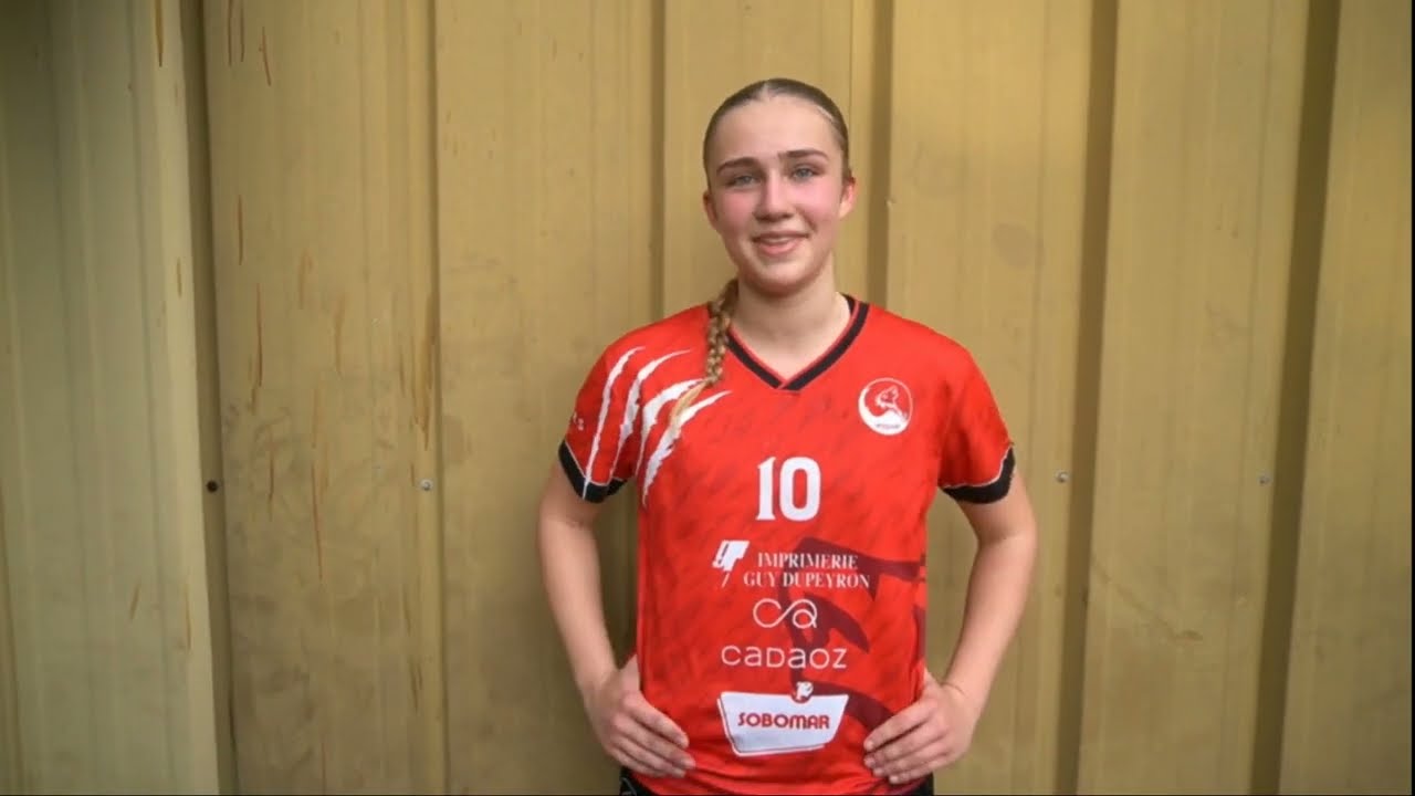 U17 France , niveau haut - J10 / Ambre Derveaux : 