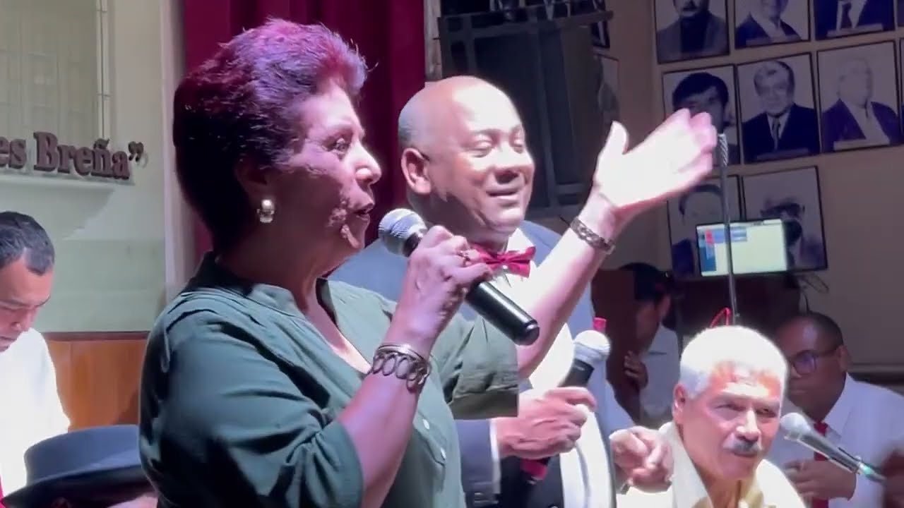LUCY AVILÉS/OSCAR AVILES - JOSÉ FRANCISCO VALDELOMAR/FÉLIX VALDELOMAR
