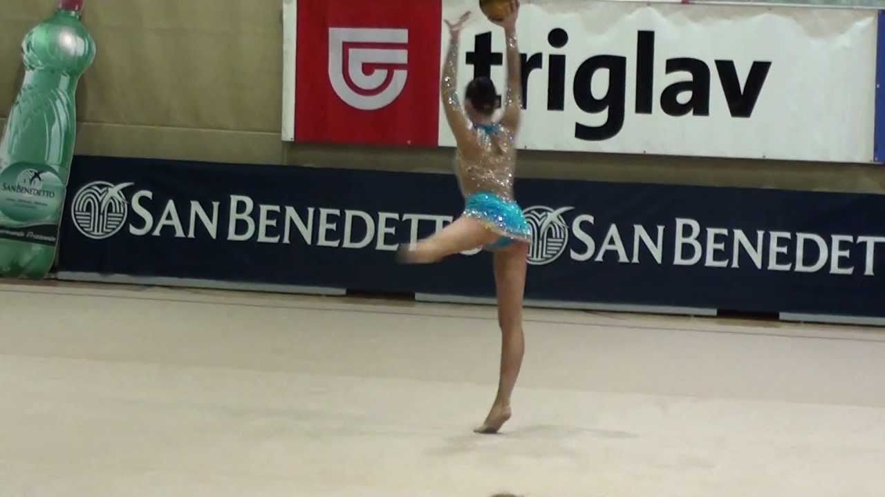 Daria Kondakova RUS ball MTM 2012