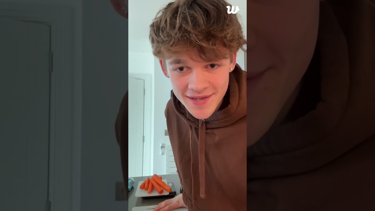 Dear Alice 'Baking With Blaise🧑‍🍳' Weverse Live | 1st December 2024