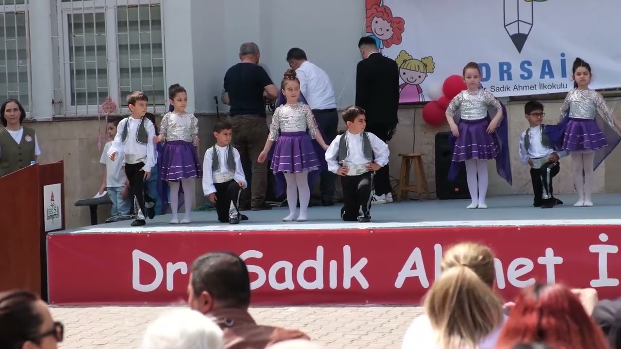 OKULUMUZ 1C ŞUBESİ ANADOLU ATEŞİ GÖSTERİSİ
