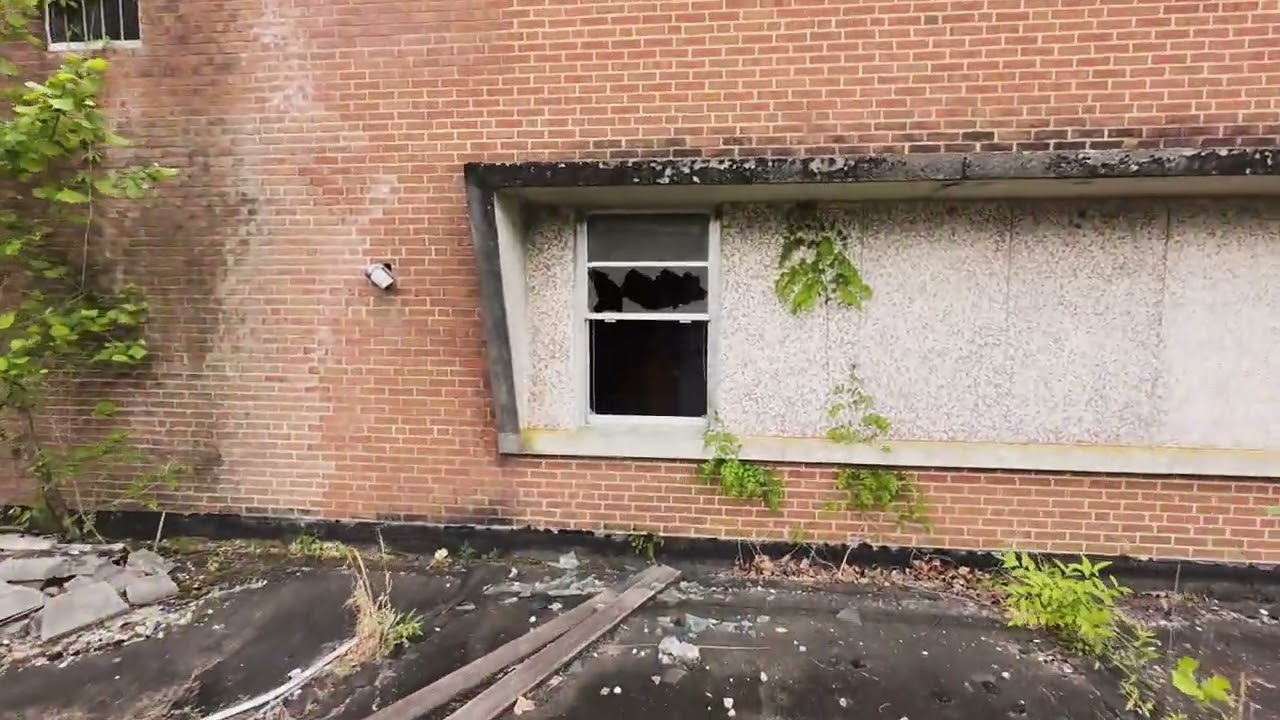 DJI Avata 2 - Abandoned Heritage Hospital Tarboro, N.C,
