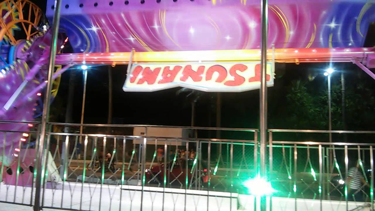 Diversao Tsunami Parque Show