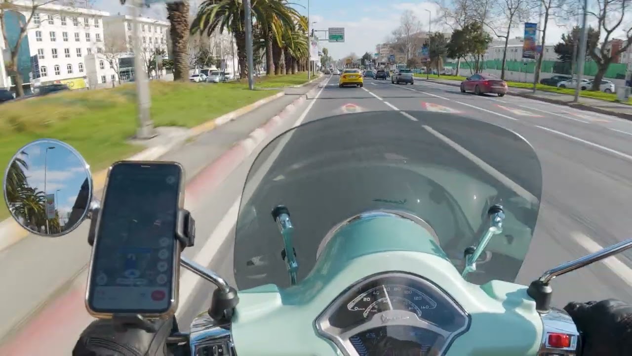 Vespa Coastal Ride | Sunday Vibes