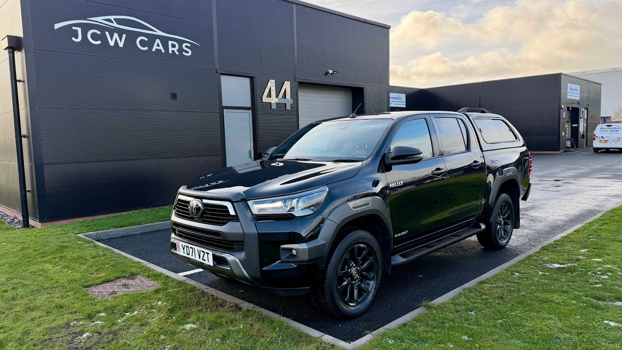 2021 Toyota Hilux 2.8 D-4D Invincible X Auto 4WD Euro 6