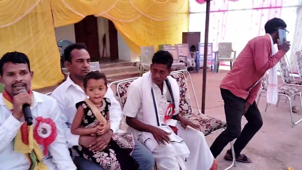 Thakura sabar singing the soura song full video