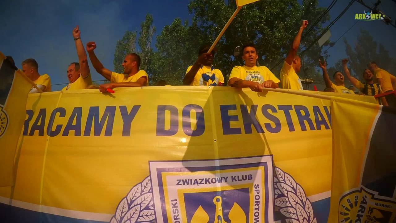 Arka Gdynia - Awansowa Feta 2016 (zbiórka / oprawa / feta)