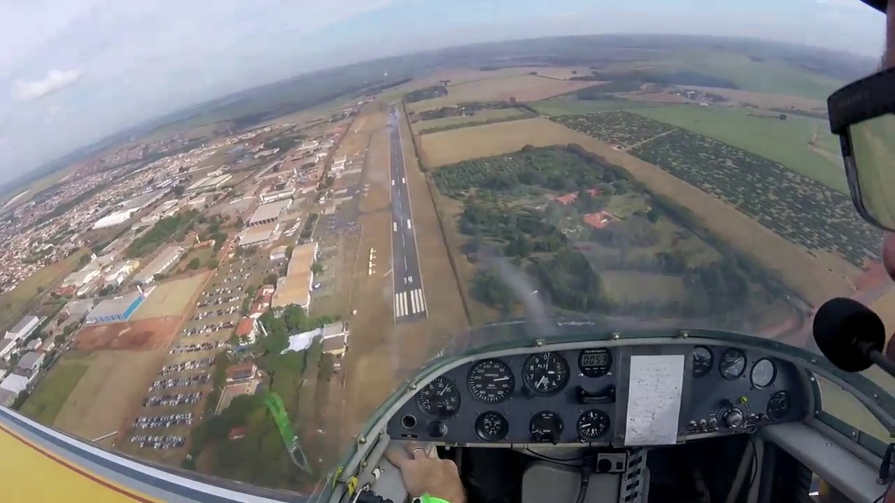 Itápolis Airshow.  Decolagem e primeiras manobras. Take off & first maneuvers.