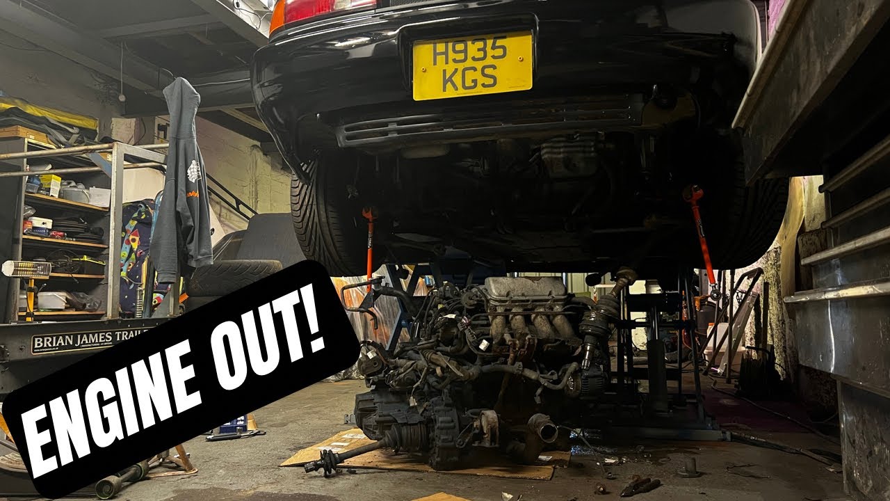 Removing The Engine From My JDM MR2