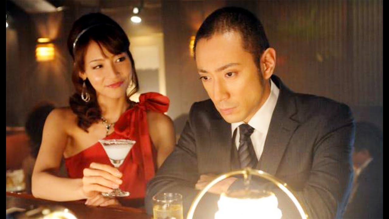 推理小说巨匠名著：两起神秘谋杀，女主角行为有着巨大的道德争议