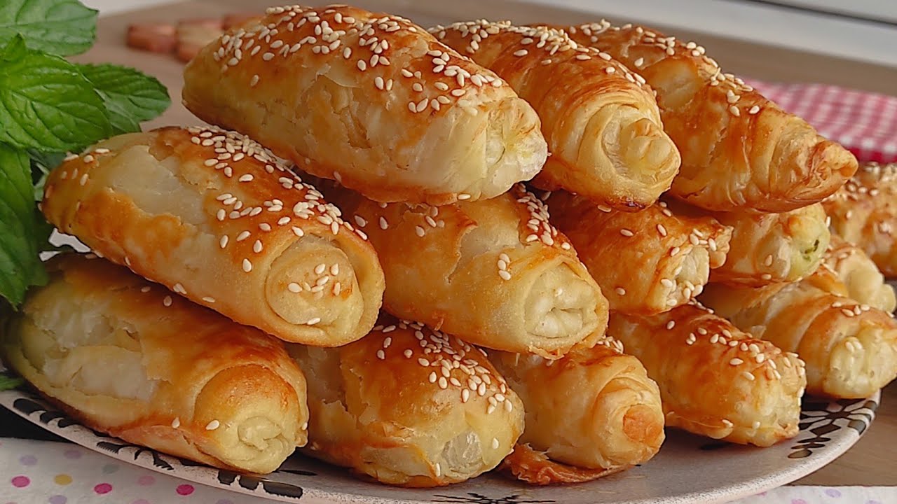 O Kadar KOLAY Kİ Neden Daha Önceden Yapmadım🤔Sadece Un,Su,Tuz ile‼️ ÇITIR Çıtır BÖREK TARİFİ 💯