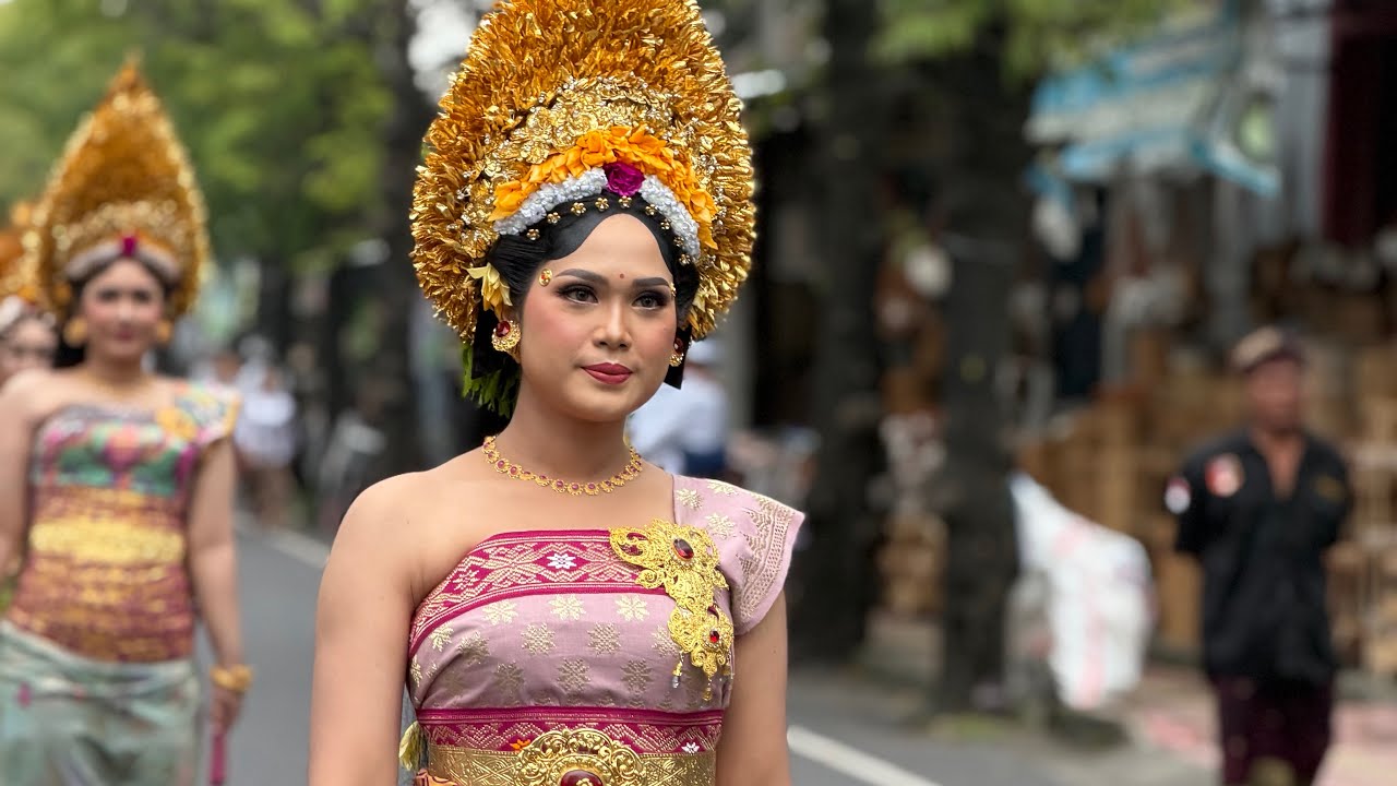 Cantik Peed Sukawati Nuju Pura Desa Lan Puseh Sukawati 30 Januari 2026