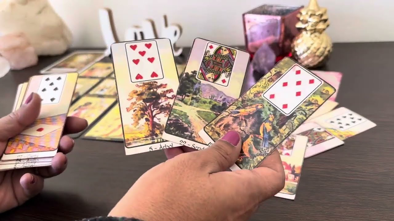 EL MUERTO QUE TE MANDO A TI AHORA ESTÁ PEGADO A LA KARMICA⚖️#tarot #tarotgratis #interactivo #karma