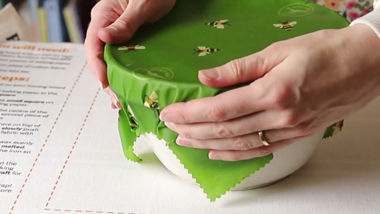 DIY Beeswax Wraps | How To Use Our DIY Beeswax Wrap Kit