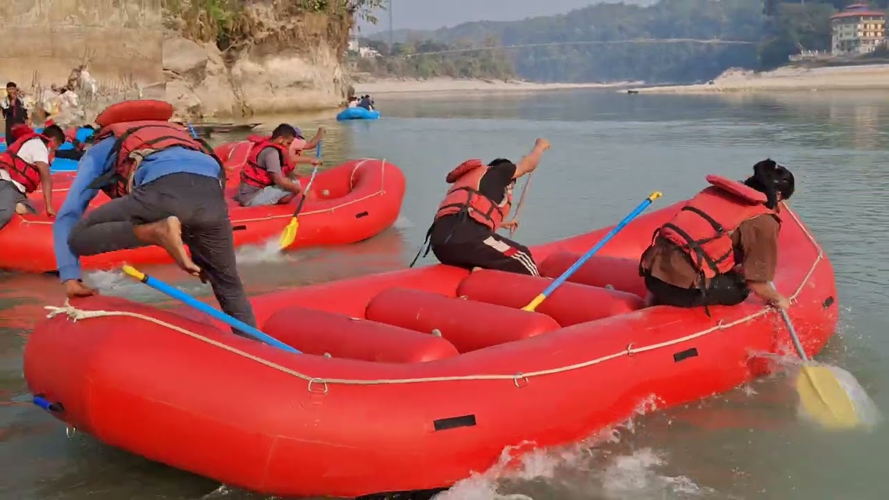 डुङ्गा दौड प्रतियोगिता काठे तथा राफ्टिङ् बोट २०८२ देवघाट #boating #compilation #2082 #bot 