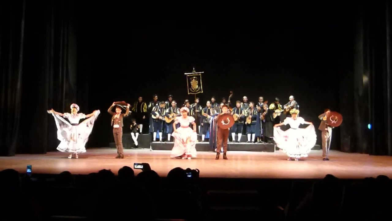 La Feria de San Marcos - Estudiantina de la Universidad de Guanajuato