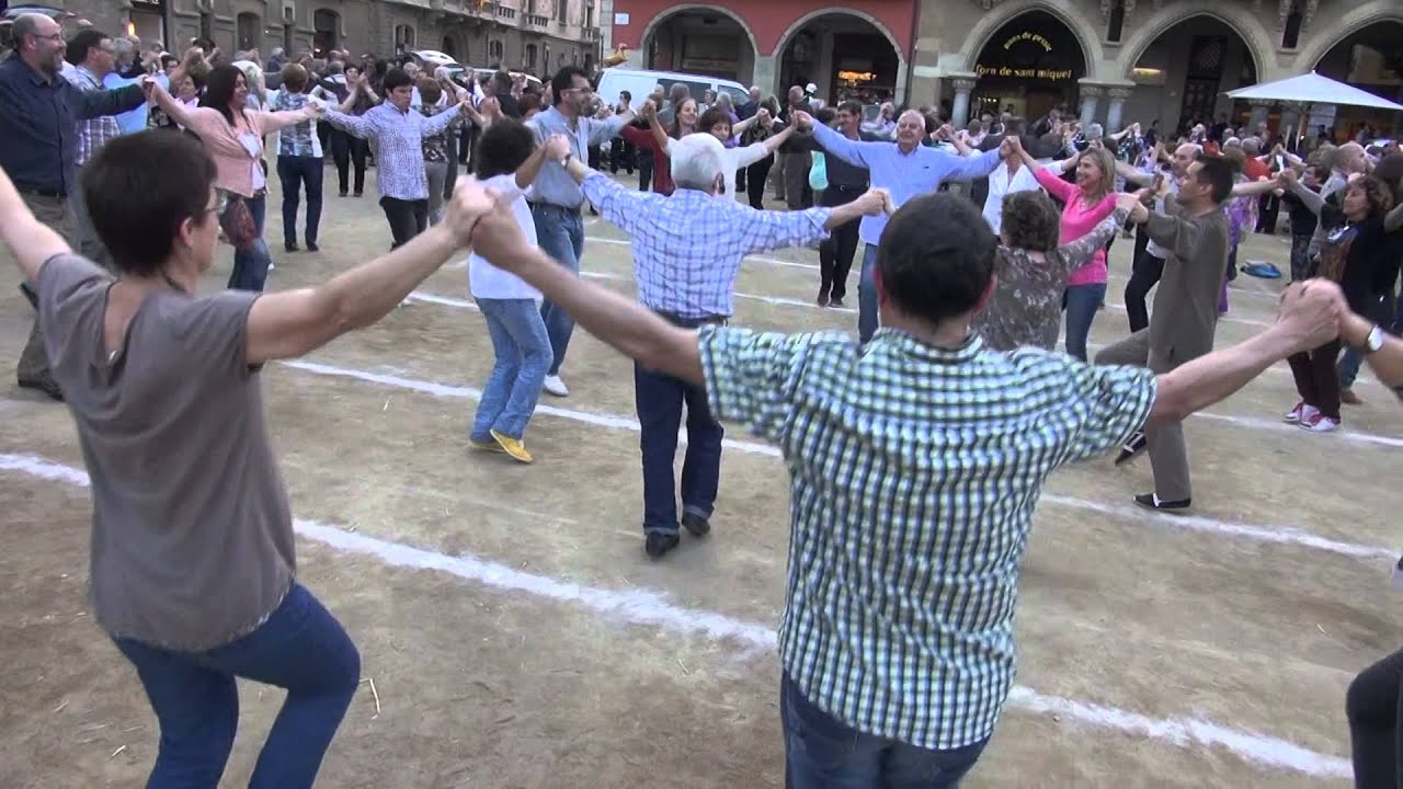 VIC Sardanes, Aplec 2014,A la Pla&ccedil;a de Vic, Francesc Riumall&oacute;,Conjunt- (021)