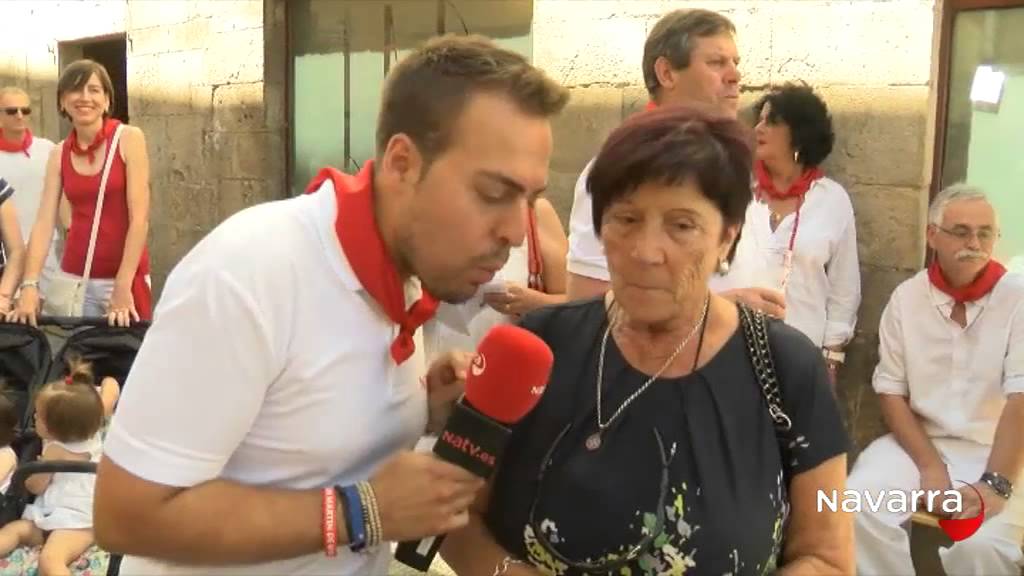 De Fiesta en Fiesta!! Festaz Festa!! Agoizko kantuz y Paellada popular Aoiz 13 agosto 2015