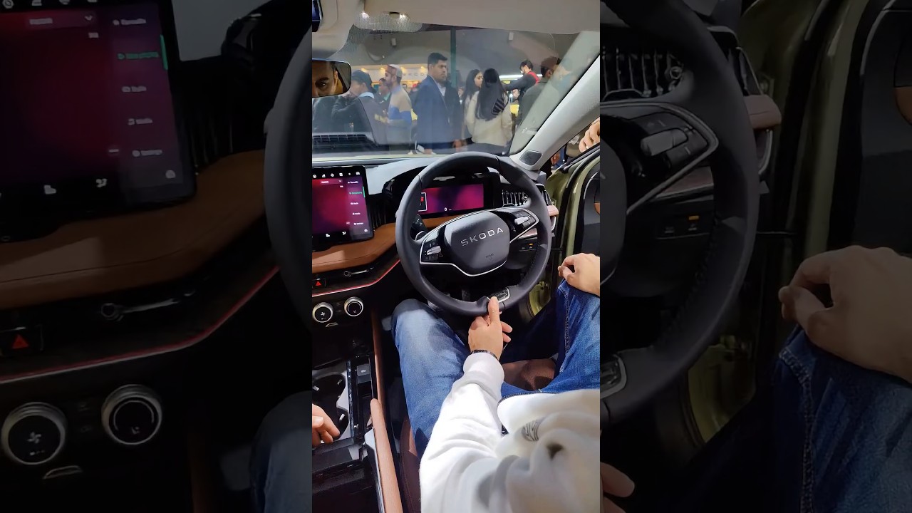 2025 Skoda Superb interior, designed with luxury #skoda #skodasuperb #volkswagen