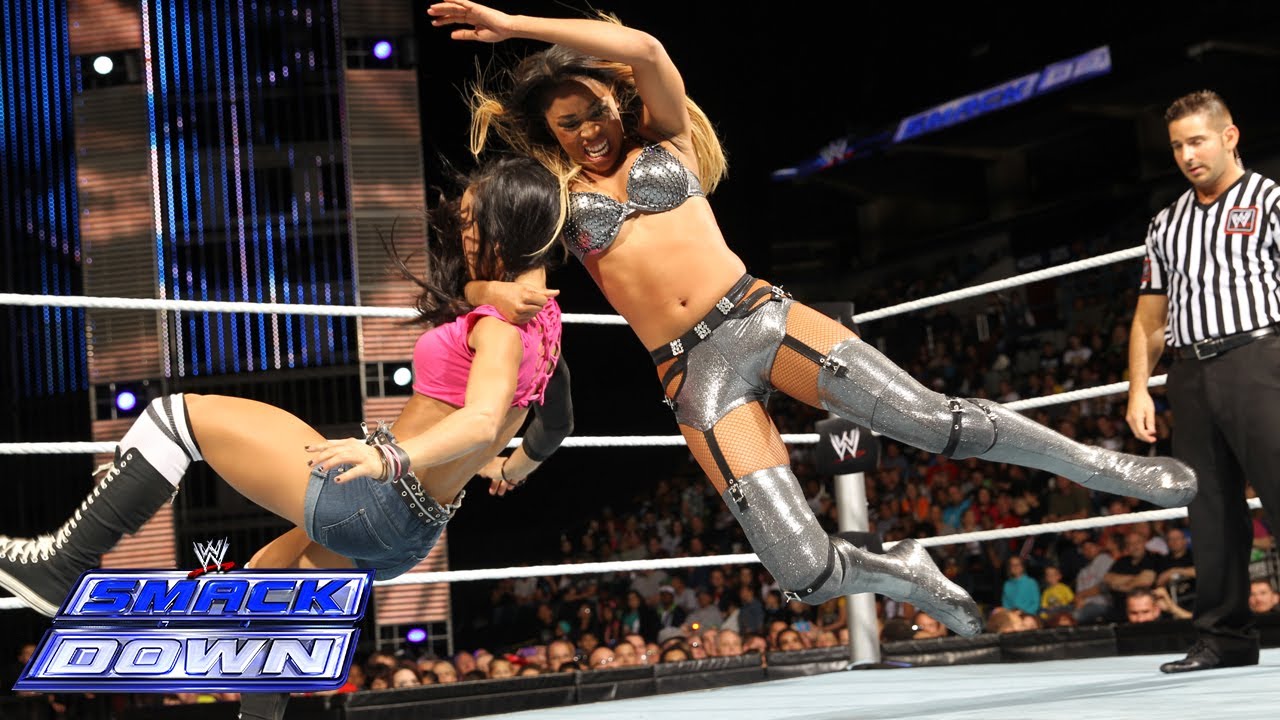 Cameron vs. AJ Lee: SmackDown, Sept. 27, 2013