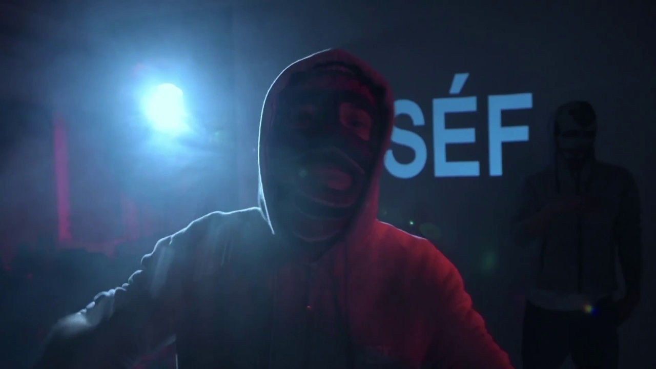 S&ouml;r &Eacute;s Fű - Az Ember (Official Video 2017)