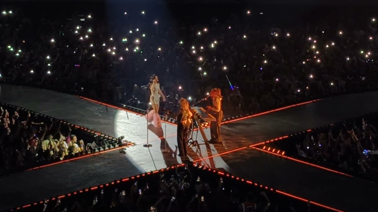 Pearl (Live) - Katy Perry desde The Lifetimes Tour