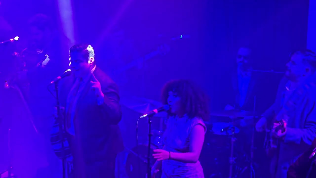I Don't Mind - Thee Sinseers (Jazz Cafe, London)