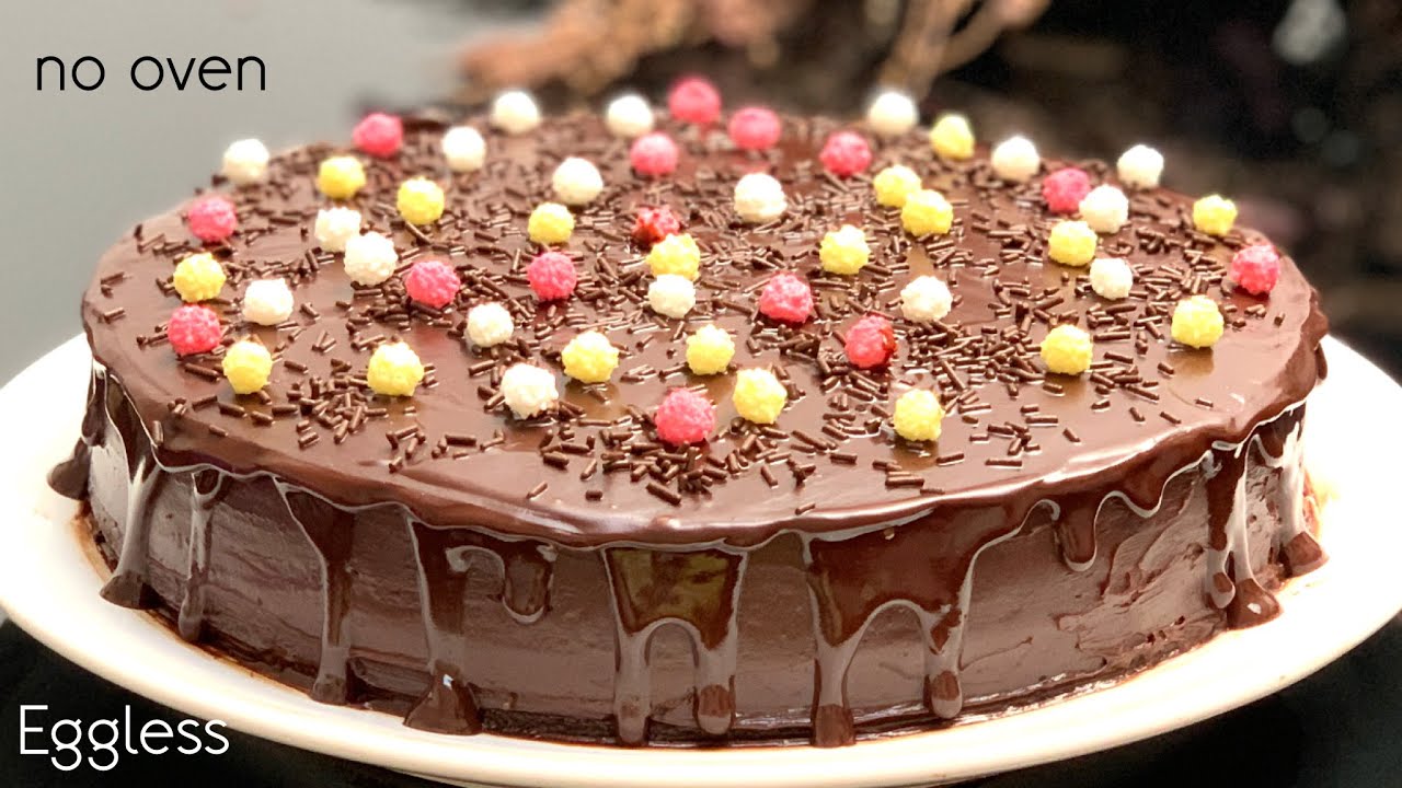 Moist Chocolate Cake - (eggless / no oven)