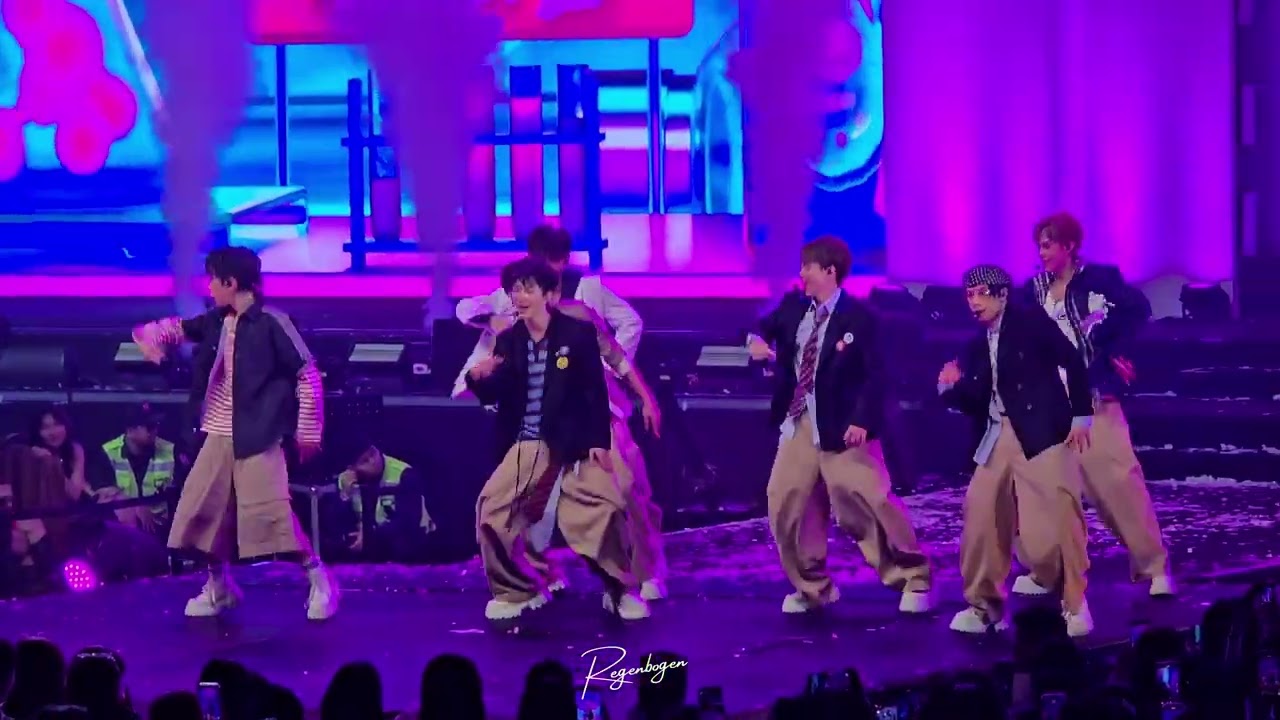 [FANCAM] UPRIZE - Úm Ba La @ HER CONCERT