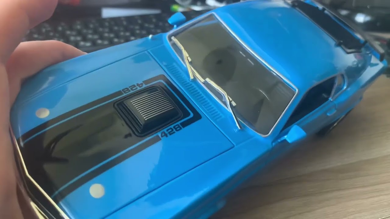 Обзор модели Ford Mustang Mach 1 1970 от Maisto в 1:18