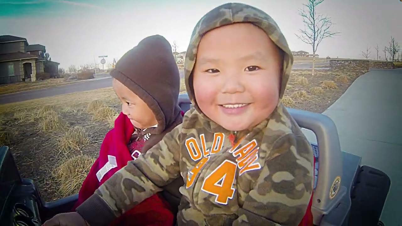 Tshajlij and Jacob Vue