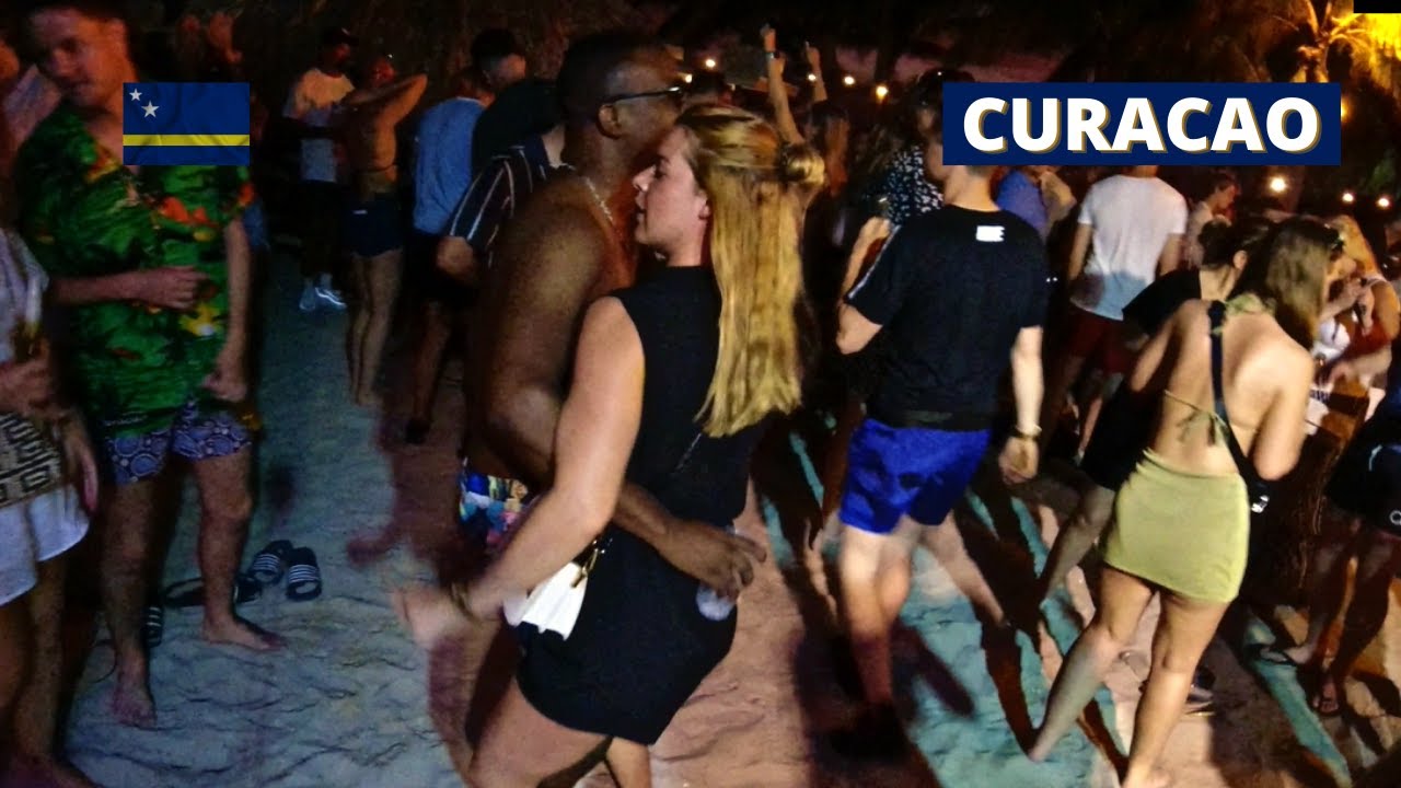Beach Day & Nightlife in the Janthiel Area, Zanzibar Curacao